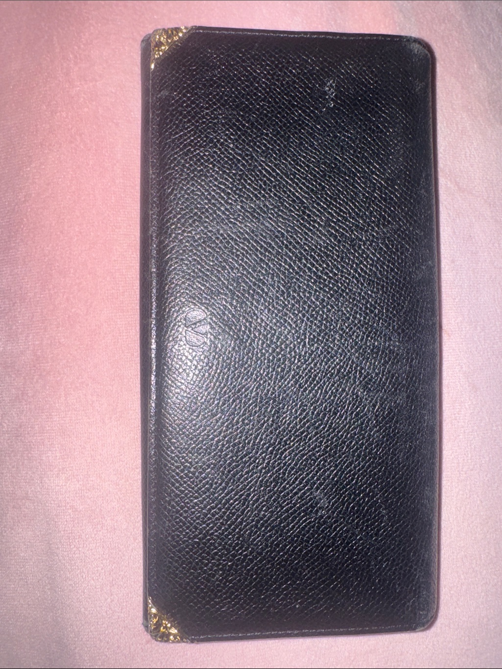 Valentino Garavani Rare Black Leather Kiss Lock Wallet W/Gold Plated Corners.